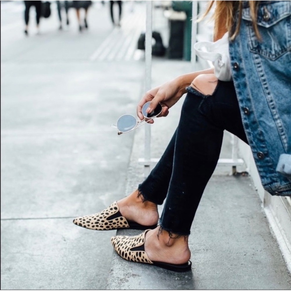 Jenni Kayne Mule Slides Womens 37 Leopard Calf Hair Pointed Toe Flats Excellent